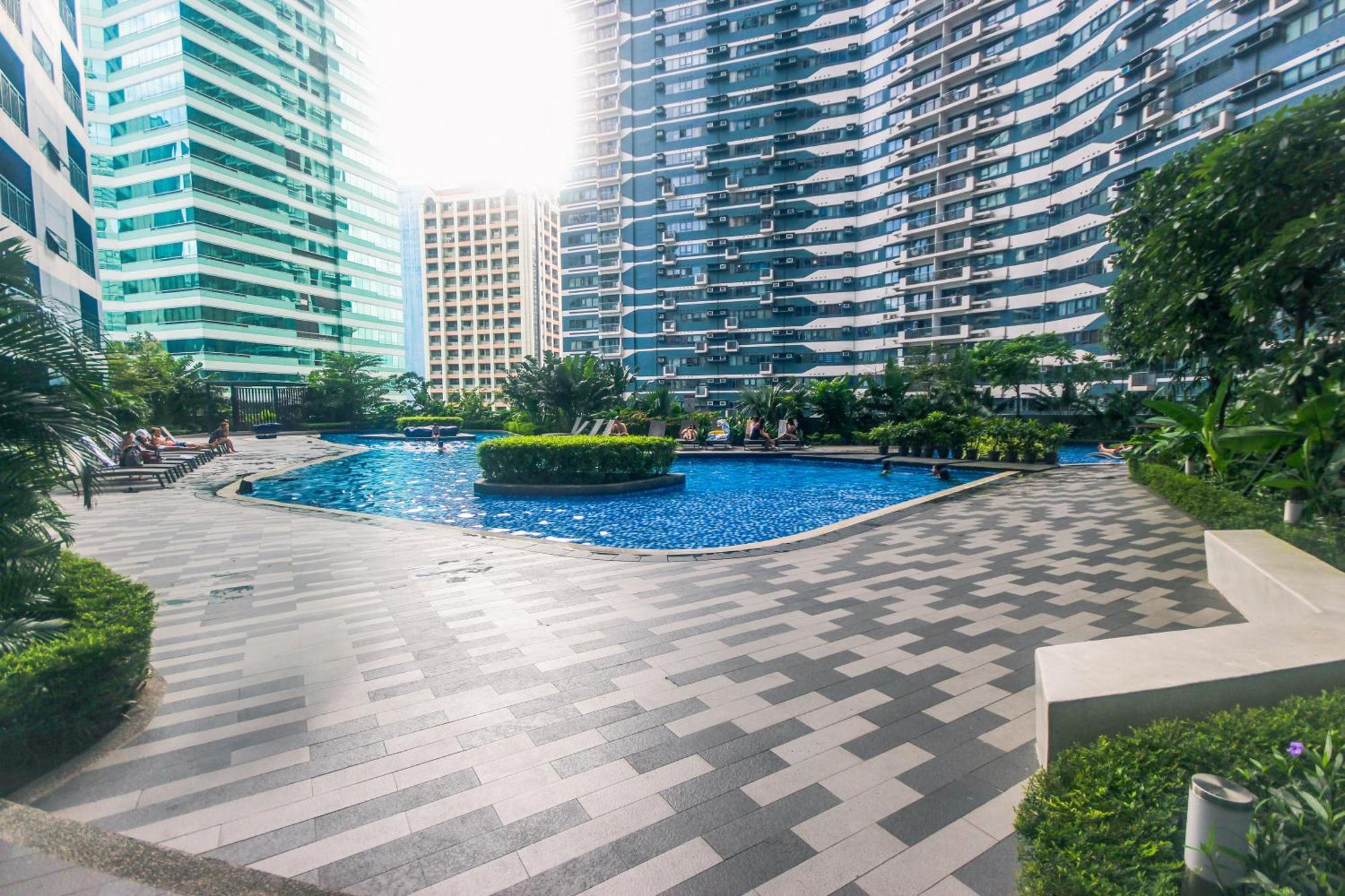 Penthouse Perfection Air Makati Apartment Манила Екстериор снимка