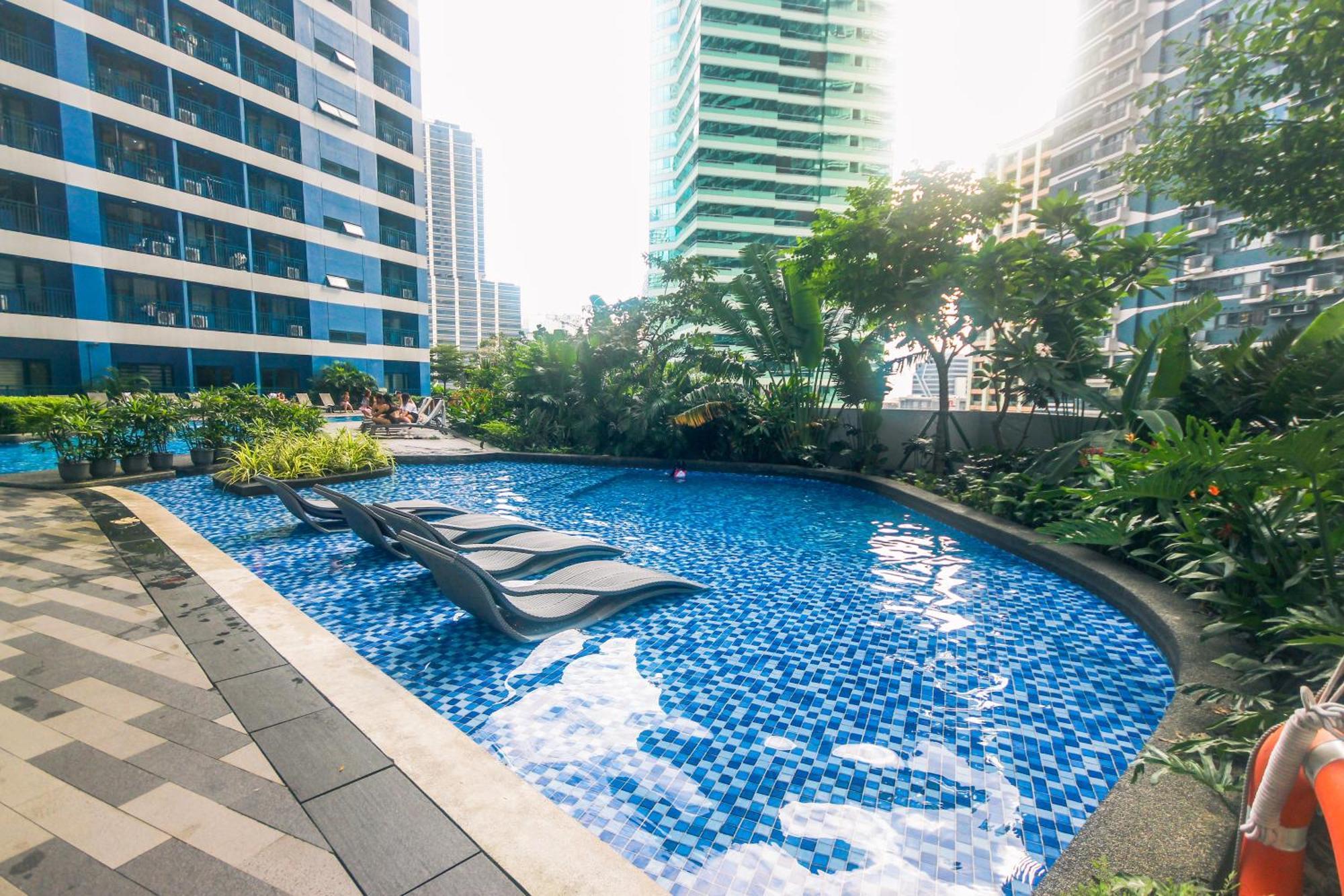Penthouse Perfection Air Makati Apartment Манила Екстериор снимка